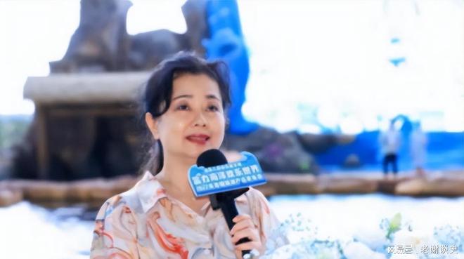 落记：牟取私利独爱潜规则“小鲜肉”不朽情